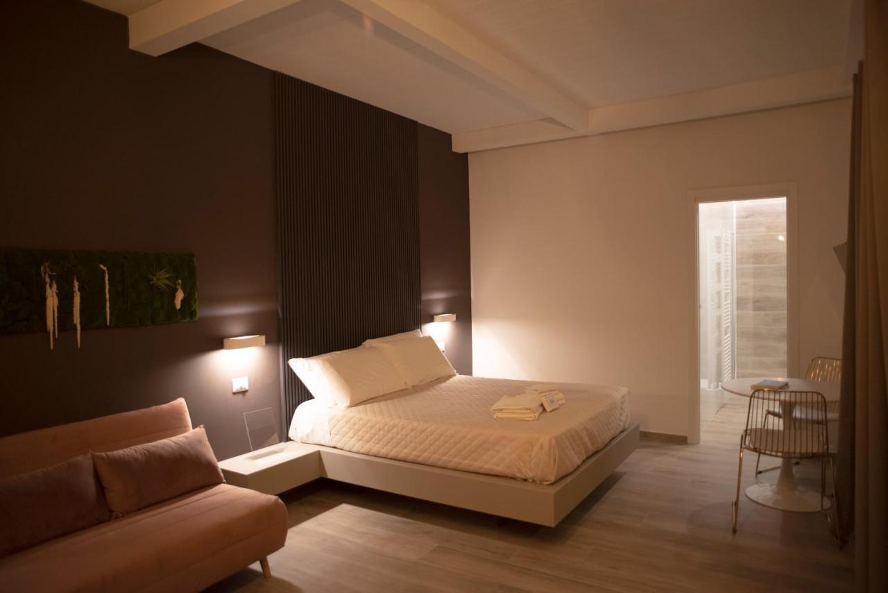 קרוטונה House Room Civico 56 מראה חיצוני תמונה