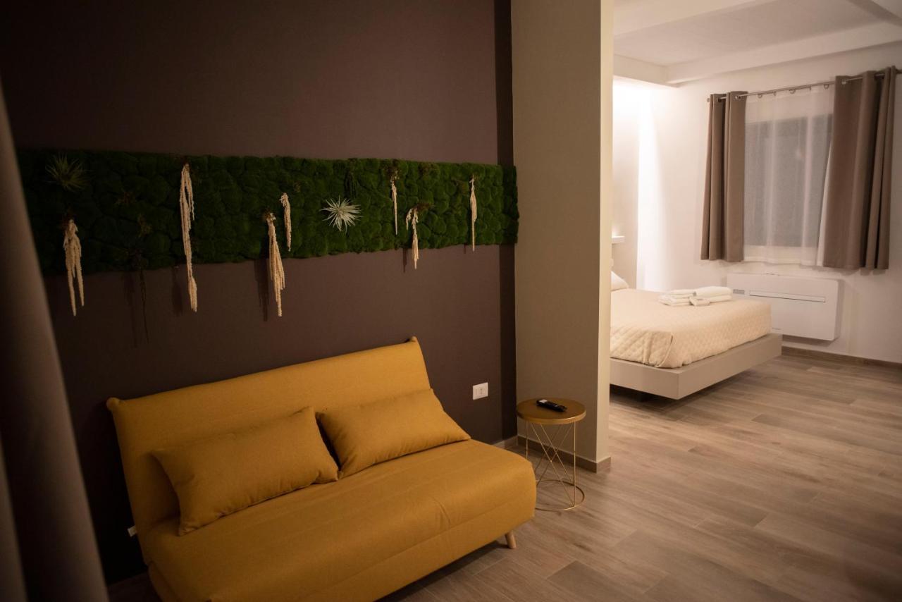 קרוטונה House Room Civico 56 מראה חיצוני תמונה